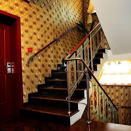 Vila Hd Hunedoara Exteriér fotografie